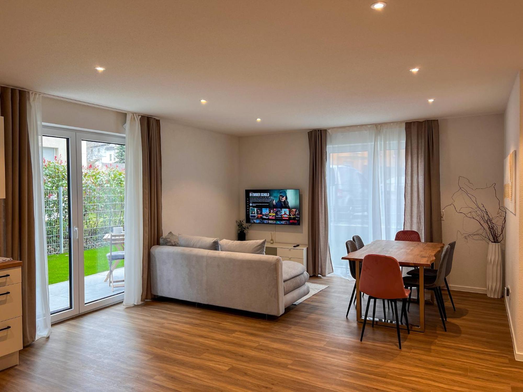 Schluessel Apartments Лар Экстерьер фото